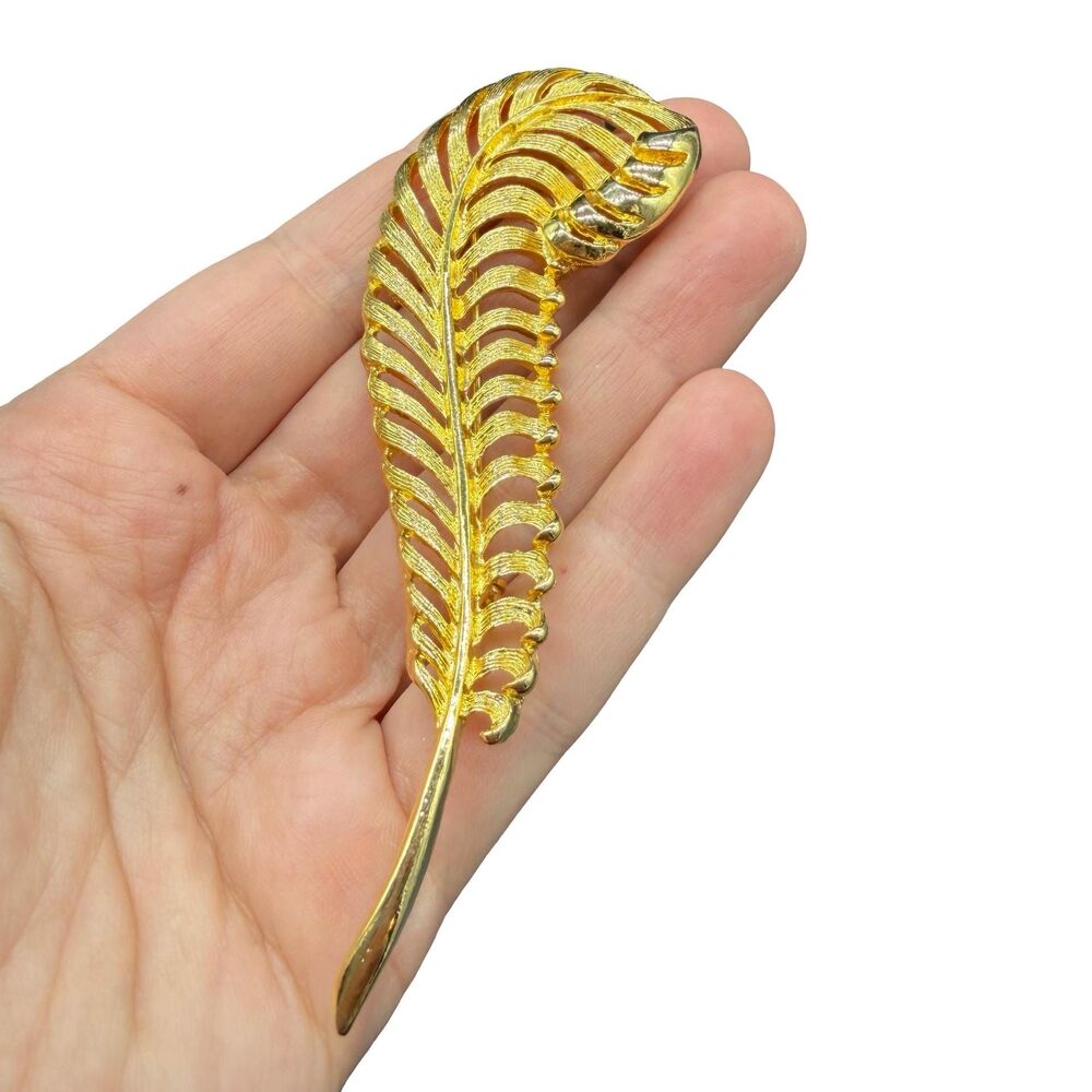 Vintage Large Gold Tone Feather Brooch Quill Pin